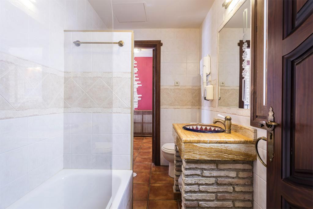 Arte Vida Suites & Spa Granada Eksteriør billede