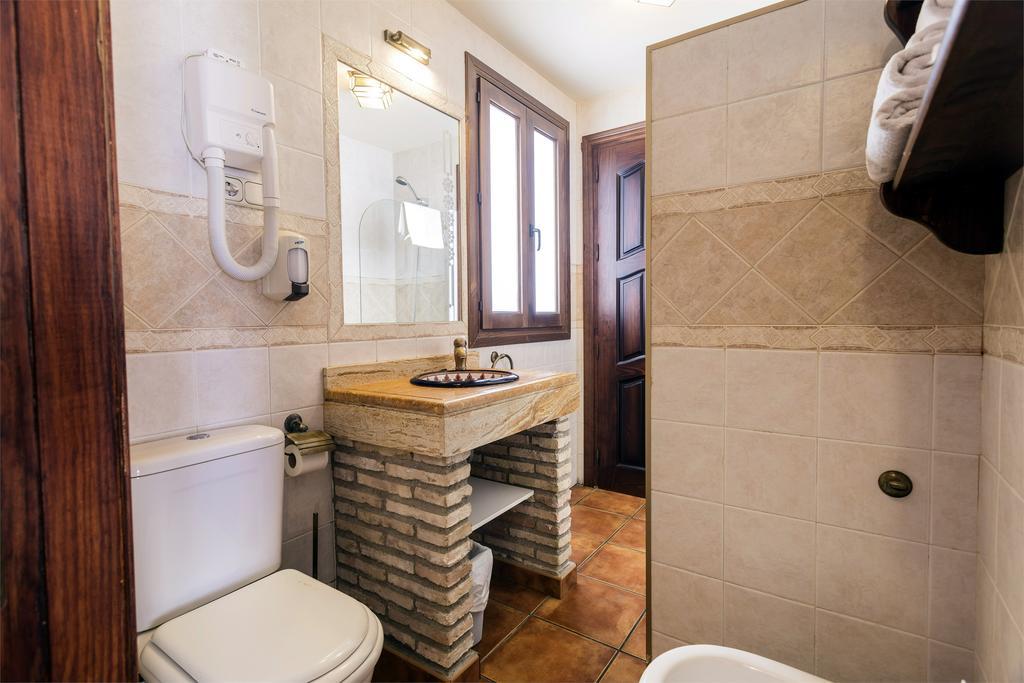 Arte Vida Suites & Spa Granada Eksteriør billede