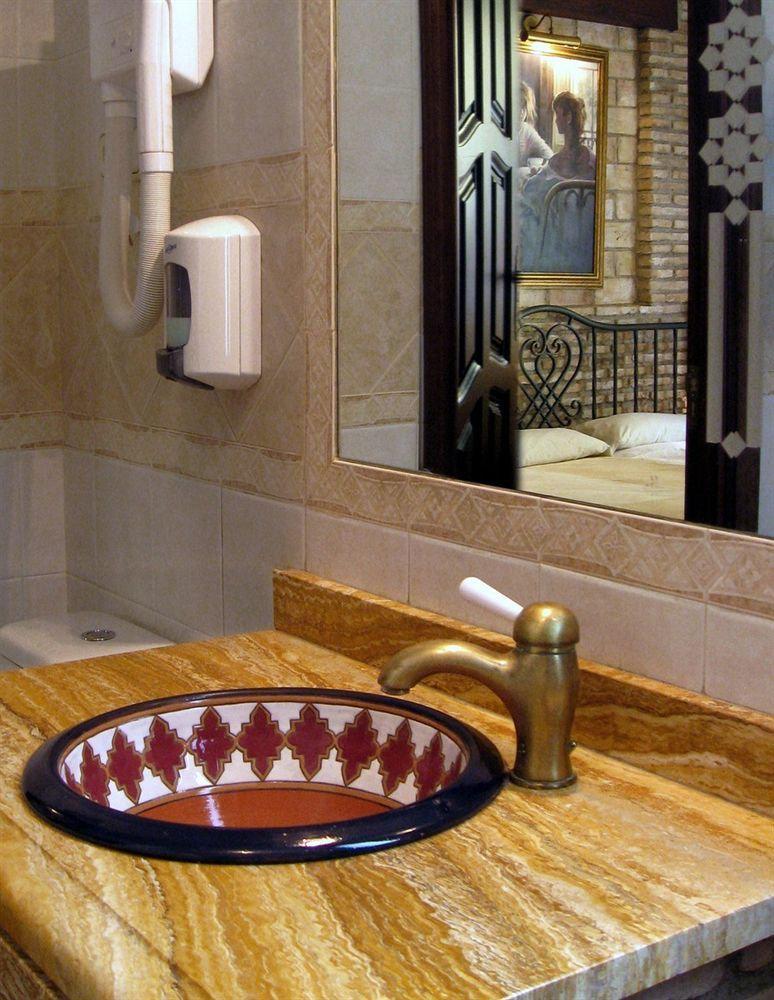 Arte Vida Suites & Spa Granada Eksteriør billede